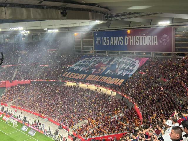 【现场】怒骂佛爷欢庆夺冠，这一夜巴萨人都是“国王”